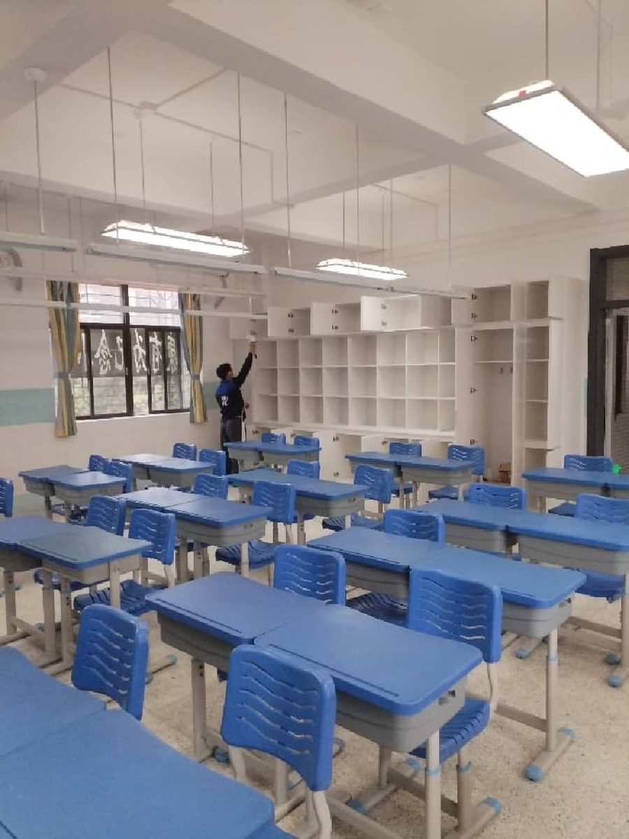 教室家具治理